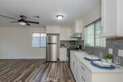 Photo - 1721 E Market St Townhome