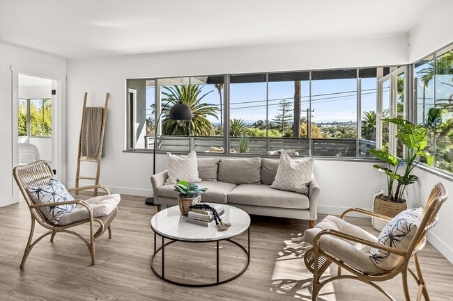 Photo - 1418 Alta Vista Rd