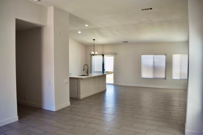 Building Photo - 31580 Vía Pared Rental