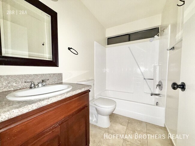 Photo - 15040 Vanowen St Unit 306