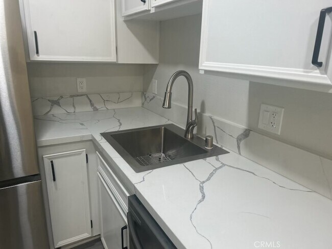 Photo - 2801 Los Felices Cir E Unit 117