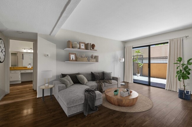 Photo - 25671 Le Parc Unit 25671 Le Parc Lake Forest