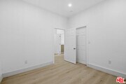Photo - 934 S Mott St