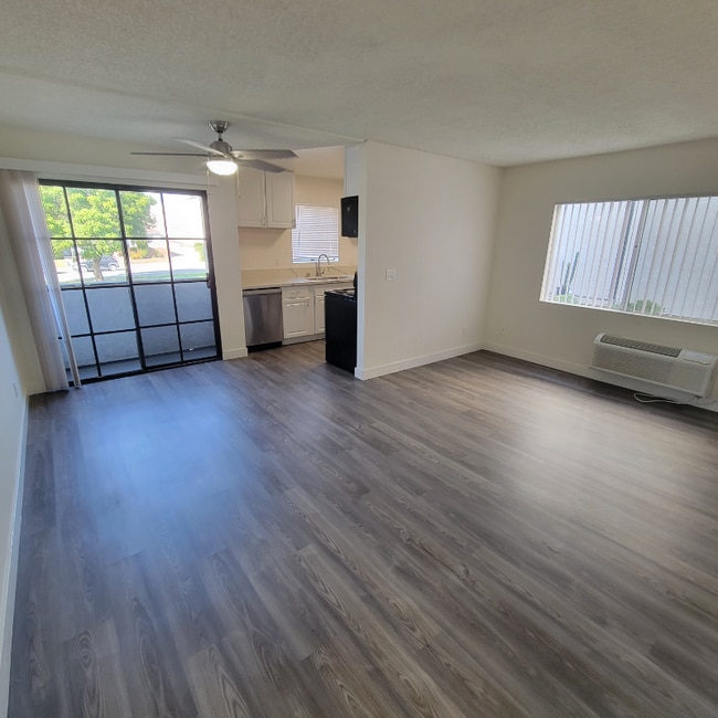 Building Photo - 4124 N Eagle Rock Blvd