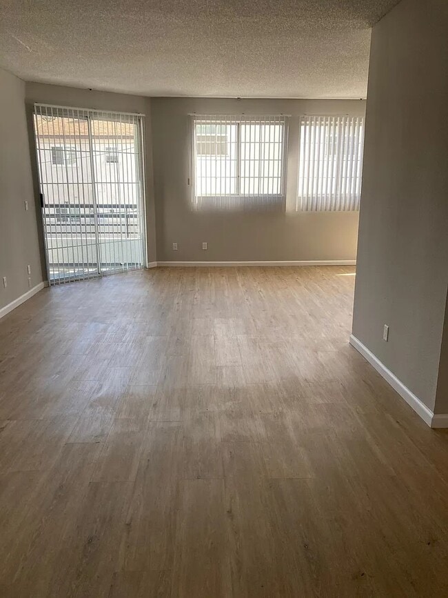 Photo - 4320 S Centinela Avenue