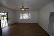 Photo - 1611 Diamond St House