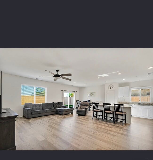 Photo - 11958 Gaines Ct