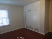 Photo - 959 W 17th St