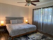 Primary bedroom - 2872 E Ventura Rd