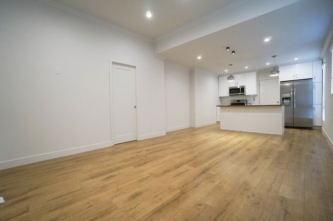 Photo - 1334 S Westlake Ave Apartments Unit 1334.5