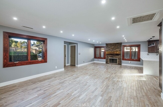 Photo - 5672 Rich Hill Way