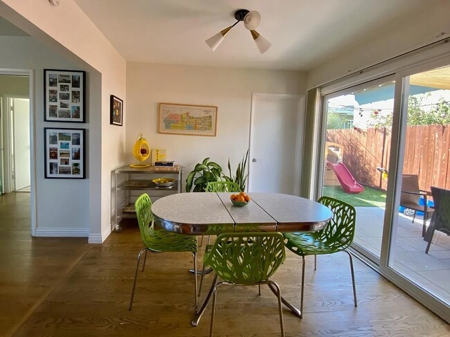 Photo - 1589 Santa Barbara St