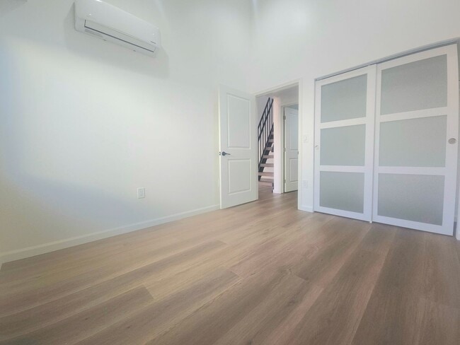 Photo - Algonquin Lane Unit 3274