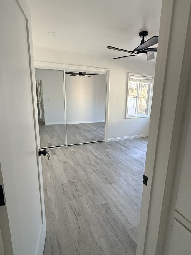 Bed Room - 1 - 4258 W 101st St