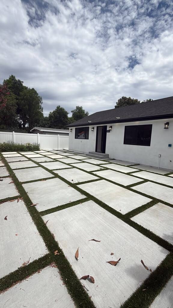 Photo - 5412 Fallbrook Ave