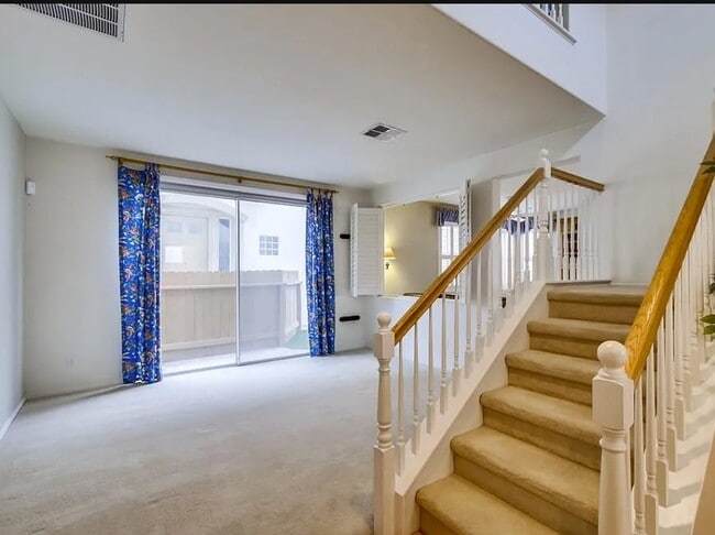 Photo - 11779 Westview Pky
