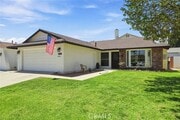 Photo - 17611 Leslie Ave