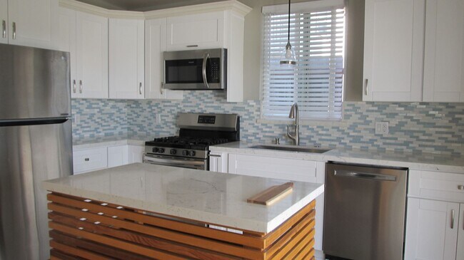 Photo - 390 7th St Unit 390 7th