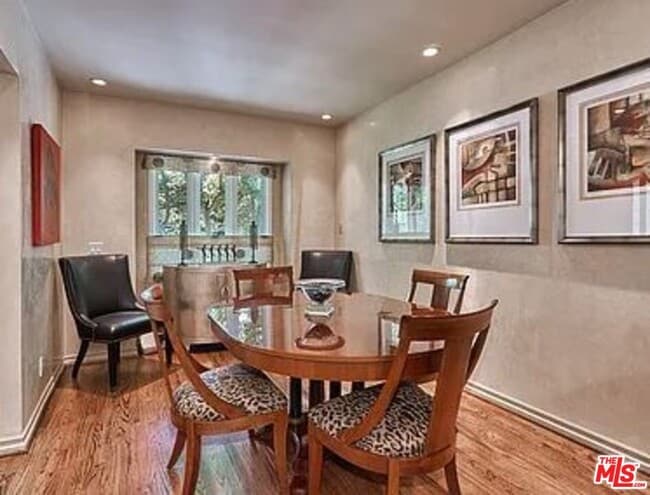 Photo - 2229 S Beverly Dr