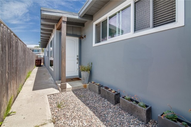 Building Photo - 810 Calle Puente Rental