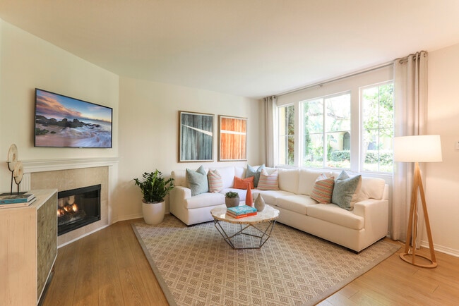 Photo - Newport Bluffs Apartment Village