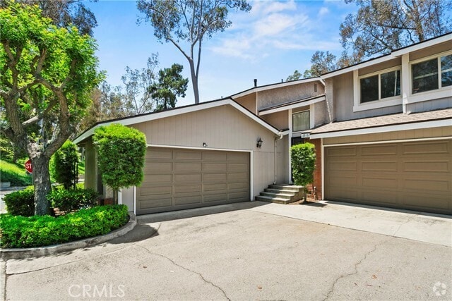 Building Photo - 6516 E Camino Vista Rental