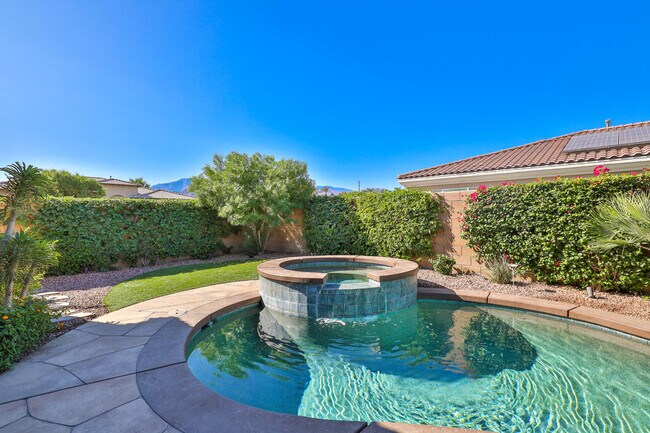 Photo - 48219 Newport Bridge Pl