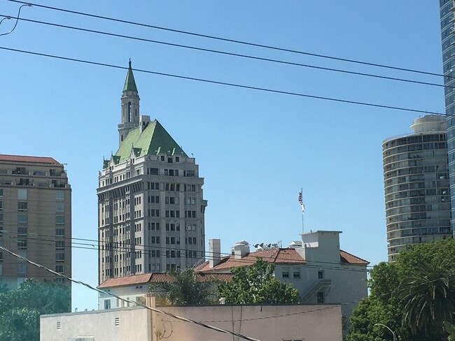 Building Photo - 135 Bonito Ave Unit 17