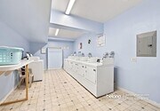Photo - 5400 Lindley Ave Unit 322