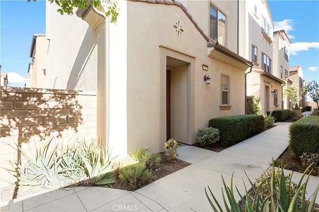 Photo - 839 Cranberry Way