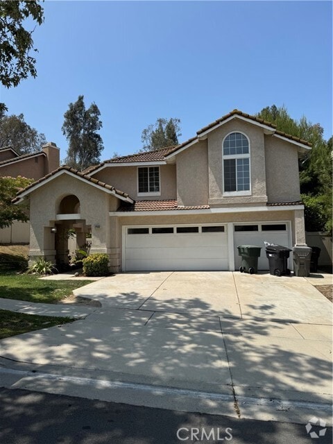 Building Photo - 2930 Juniper Dr Rental