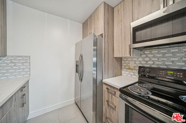 Photo - 7545 Hampton Ave Unit 103