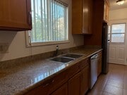 Photo - 11121 Morrison St