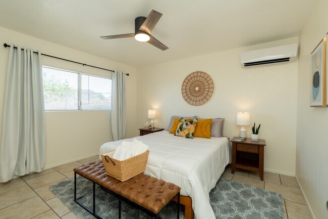 Photo - 6870 Sunset Rd