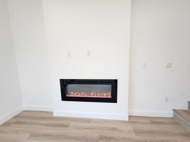 Photo - 6061 Fulton Ave