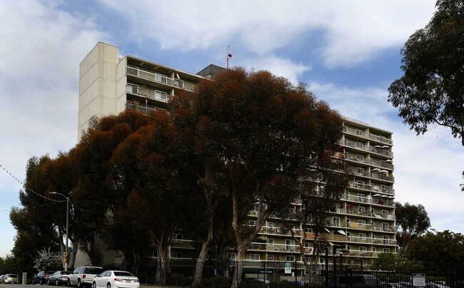 Building Photo - 340 S Mesa St