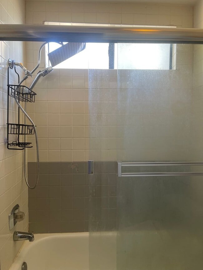 Photo - Hollywood Luxury 2 Bed Condo!