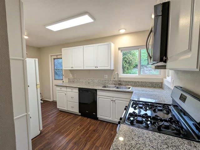 Photo - 4536 Beverly Glen Dr