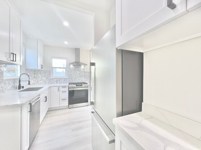 Photo - 1536 11th St Unit 1536