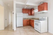 Photo - 3 Bedroom, 1 Bath Apartment close to every...