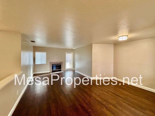 Photo - 10607 Moorefield Cir