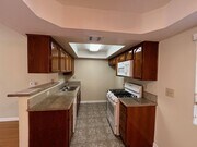 Photo - 430 S Niagara St