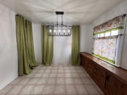 Photo - 1100 W 48th St