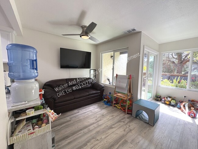 Photo - 325 E Rice Ranch Rd