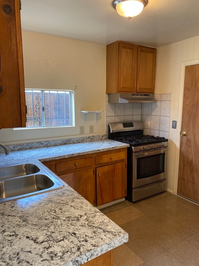 Photo - 3065 1/2 Logan Ave