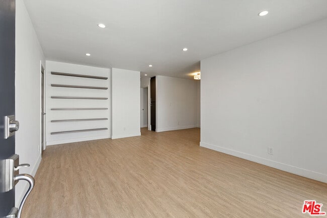 Photo - 3314 Mentone Ave Unit 2