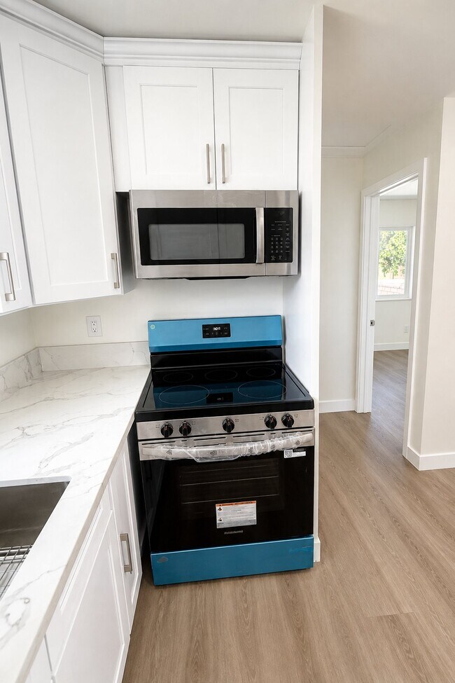Photo - 25423 State St Unit 2