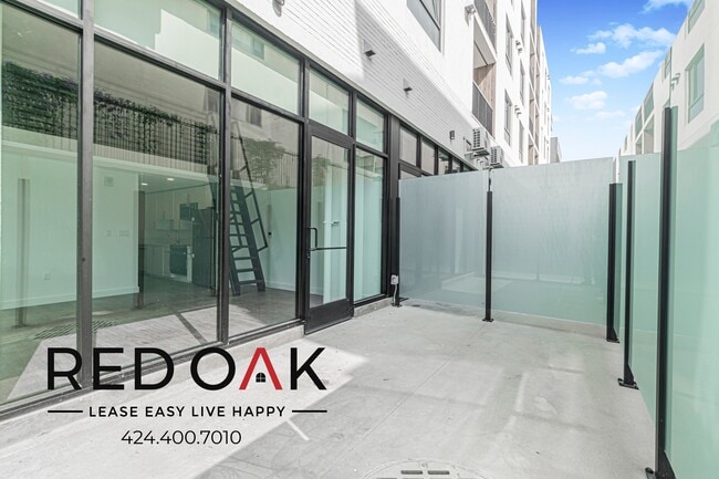 Photo - 1860 N Western Ave Unit 124