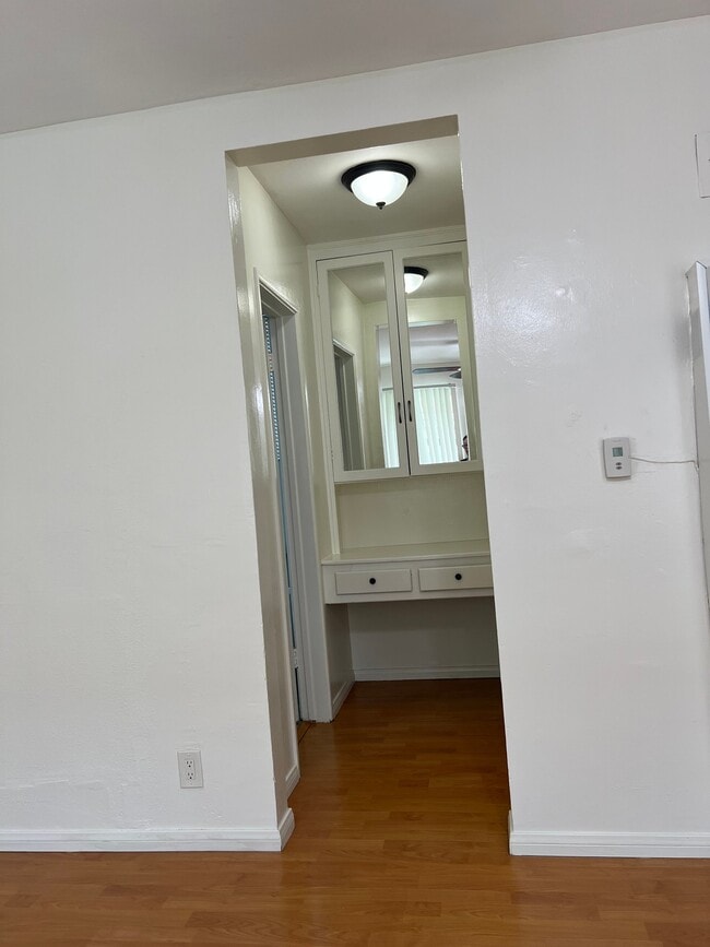 Photo - 214 W Maple St Unit #6