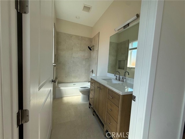 Photo - 1140 W Donington St